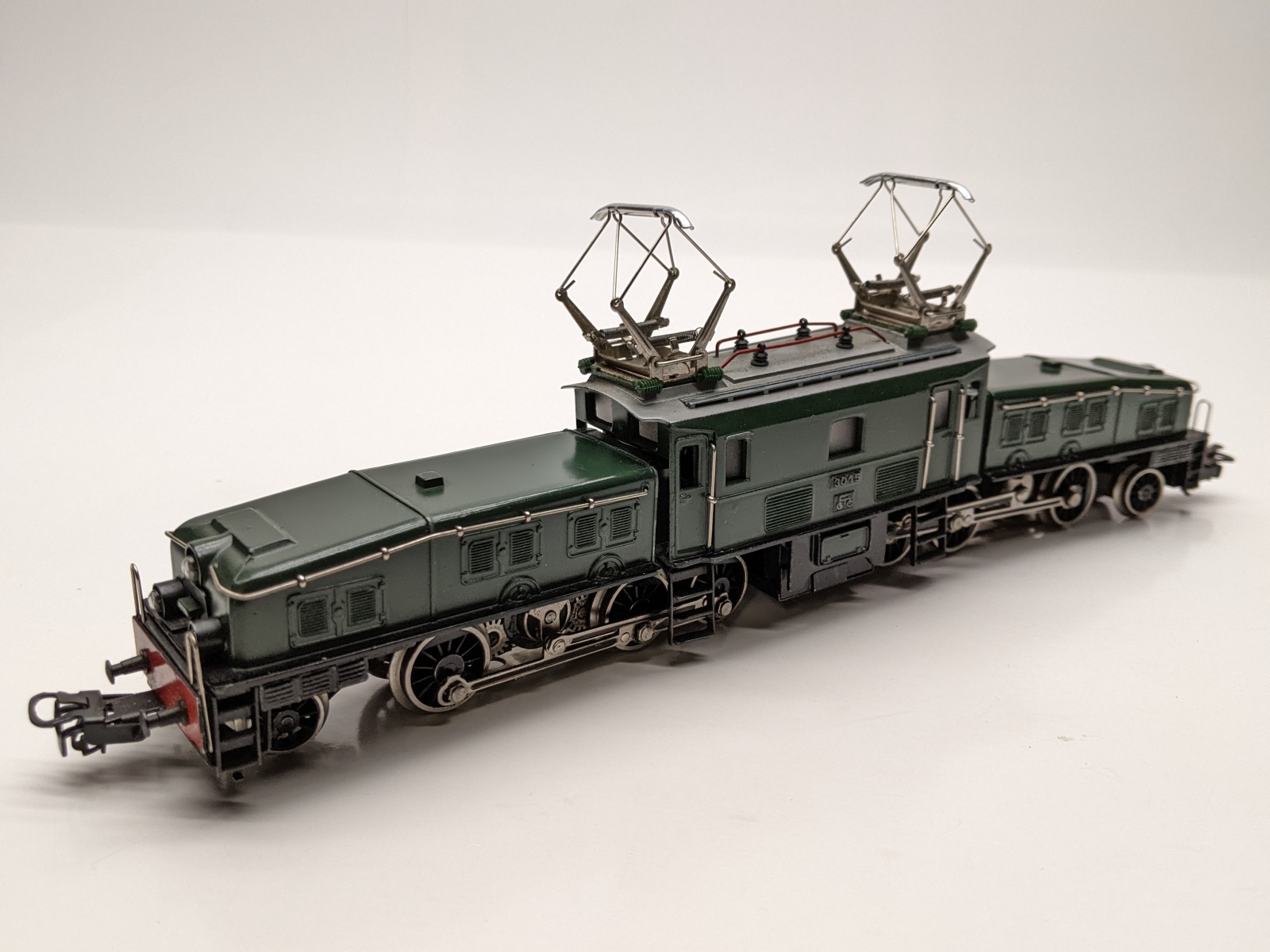Marklin HO Swiss Crocodile # AC 3 Rail Track & Overhead For
