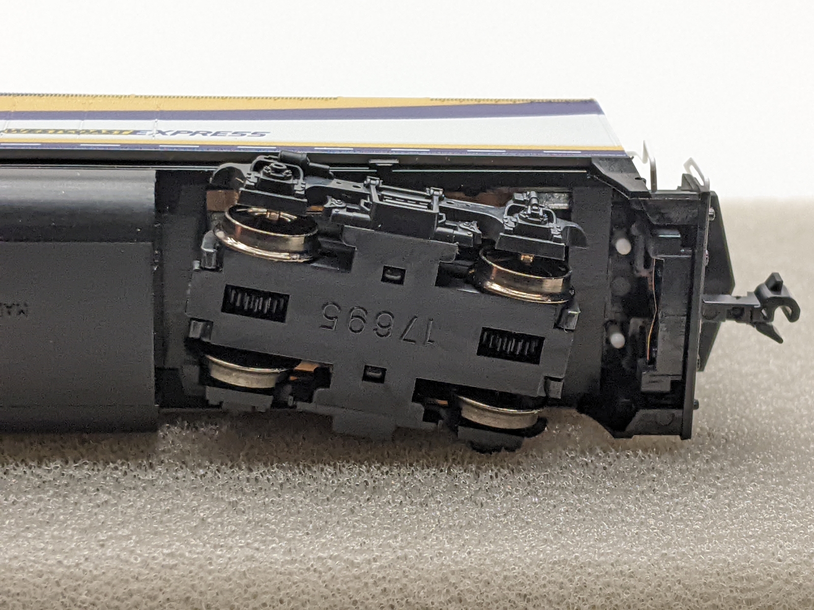 Kato 176-6126-KB3 N MPI MP36PH - West Coast Express / WCE #906