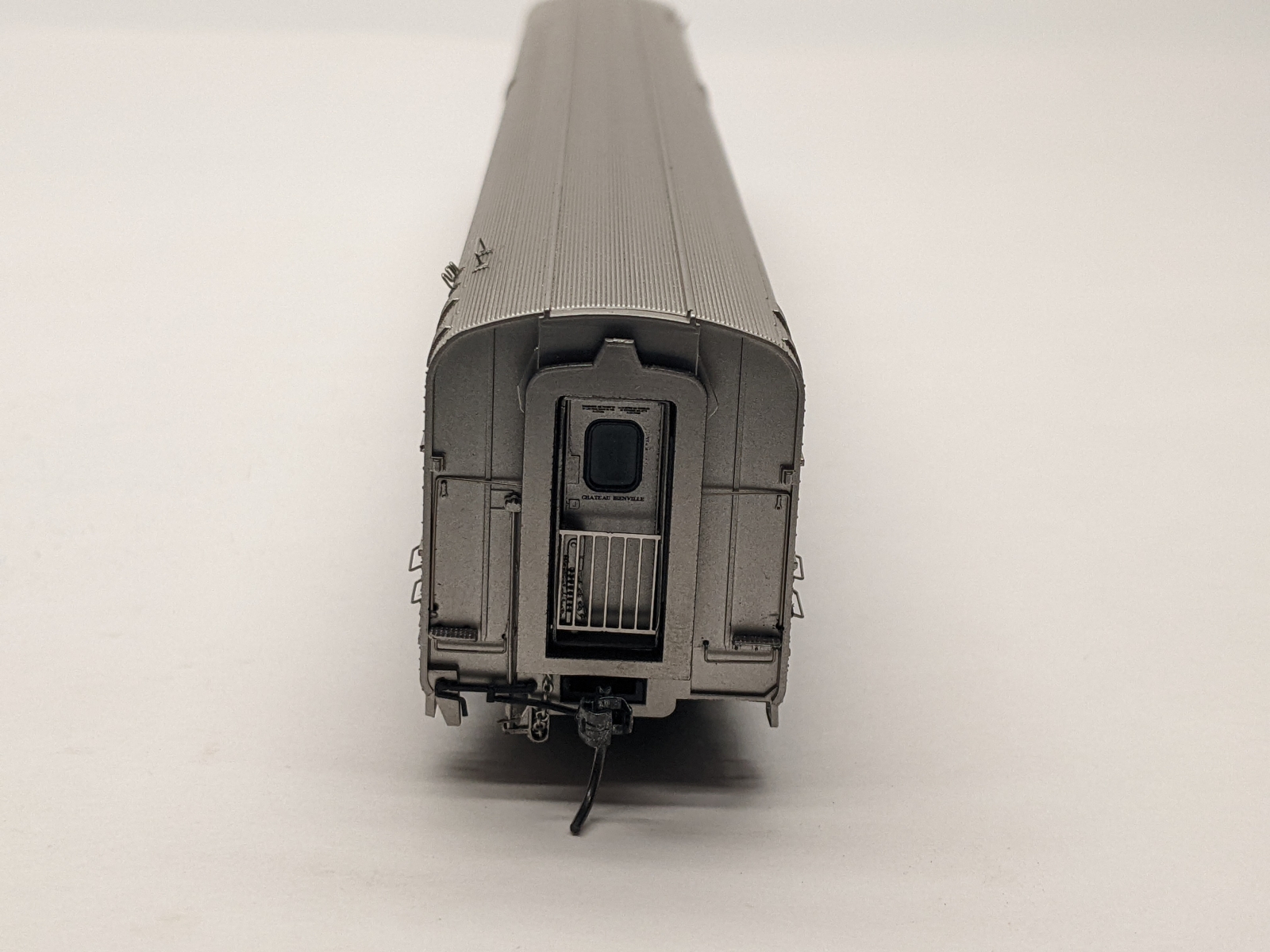 Rapido HO Budd Chateau Sleeper - VIA Rail Canada