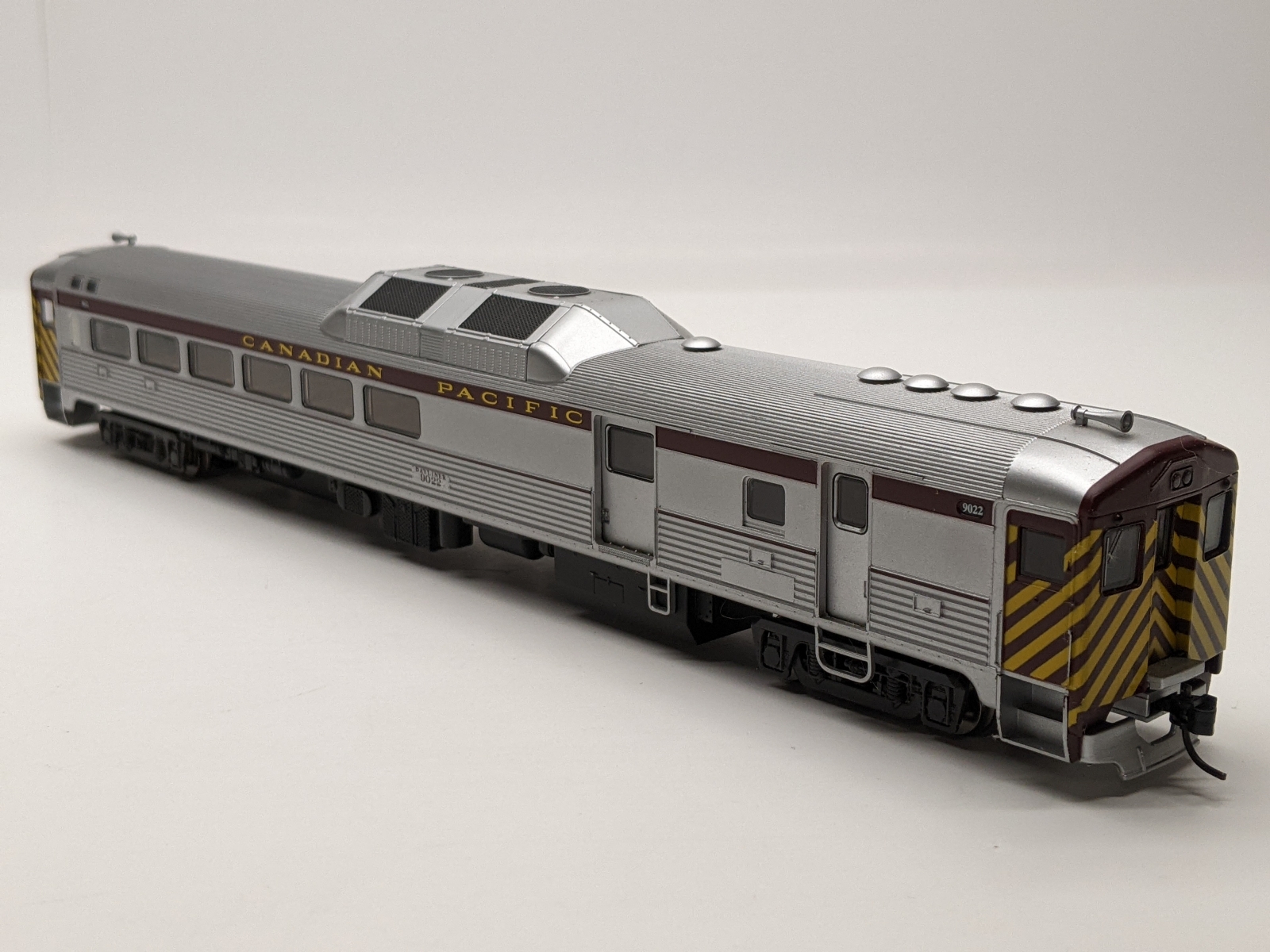 Proto 1000 239727 HO Budd RDC - Canadian Pacific / CP #9022 For