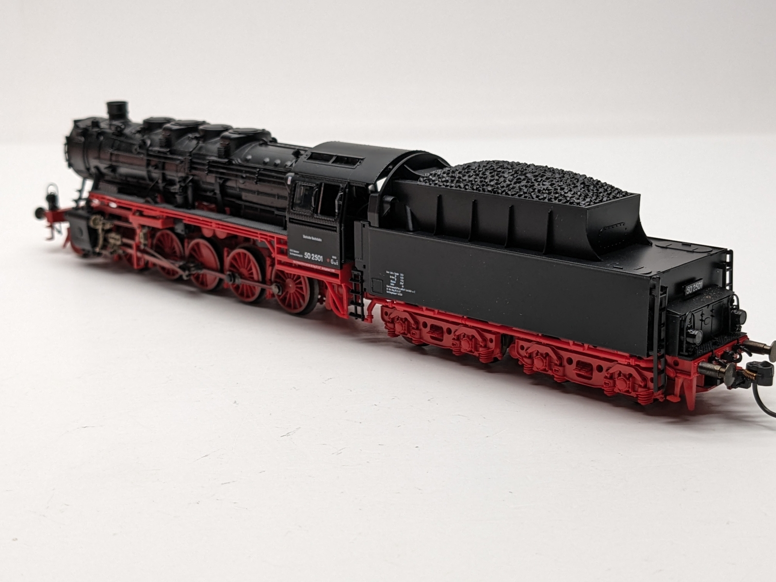 Roco 43145 HO BR 50 2-10-0 & Tender - DR #50 2501 - DC For Sale