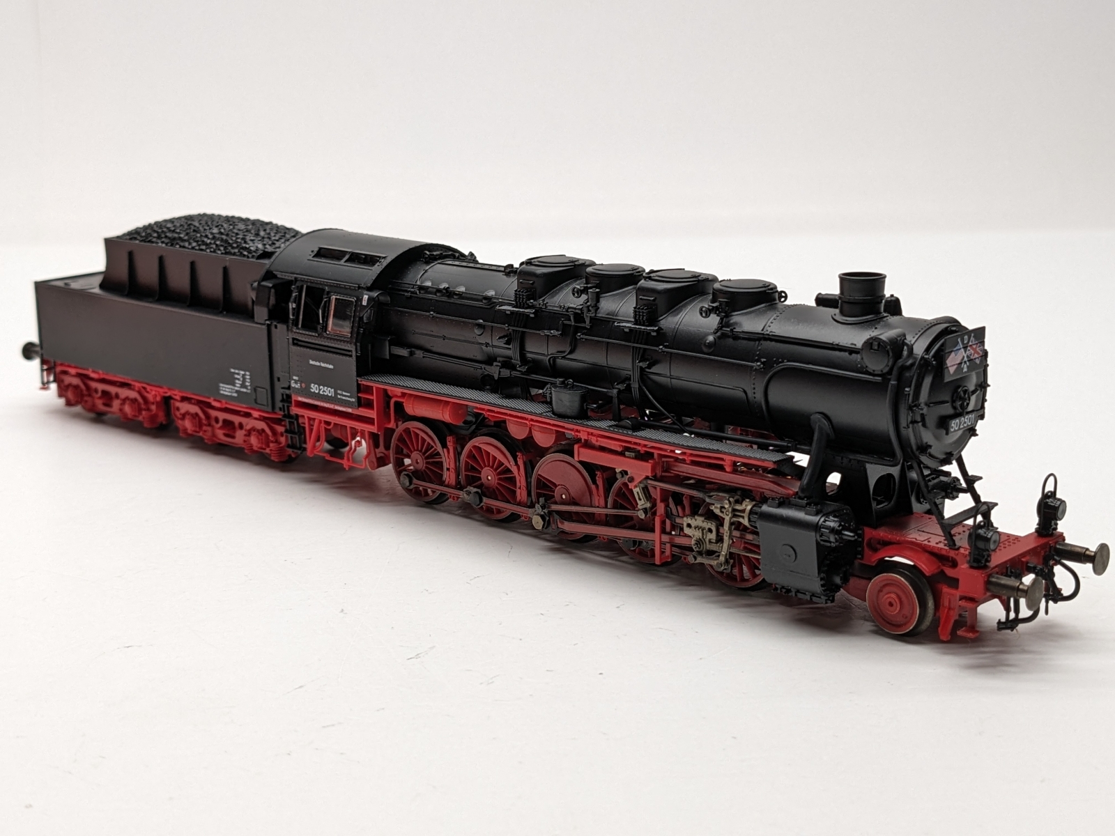 Roco 43145 HO BR 50 2-10-0 & Tender - DR #50 2501 - DC For Sale